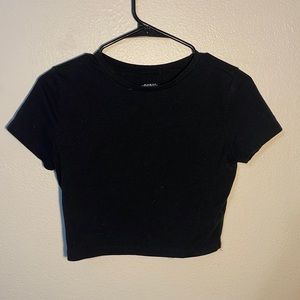 Black basic crop top tank